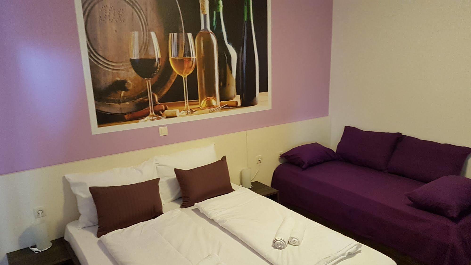 Bed & Breakfast Marta & Tona Kustici Ngoại thất bức ảnh